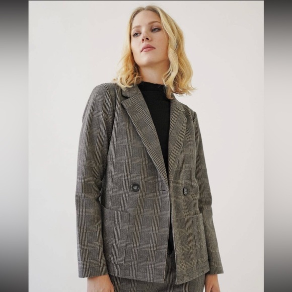 Mystree Jackets & Blazers - Mystree Houndstooth Plaid Knit Blazer Grey NWT